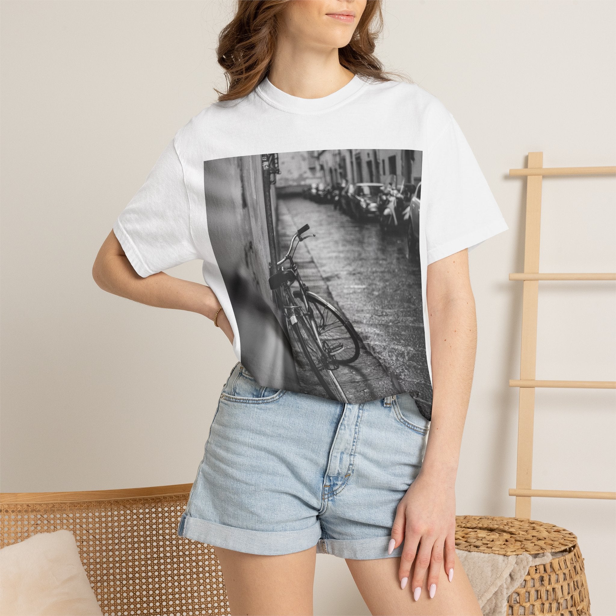 Vintage Bicycle Street Photo T‑Shirt