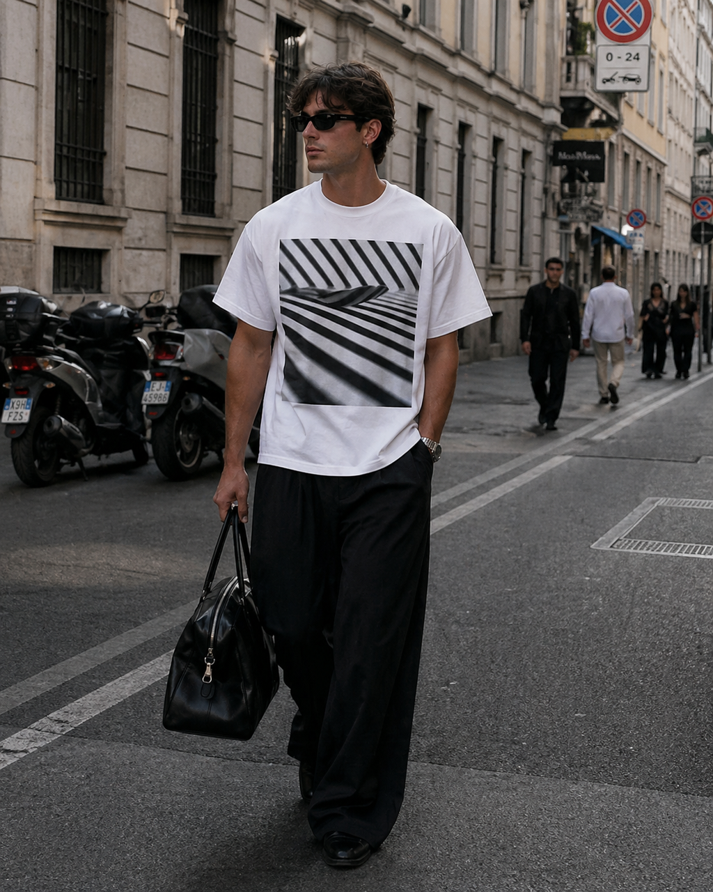 Abstract Stripes Printed Cotton Tee
